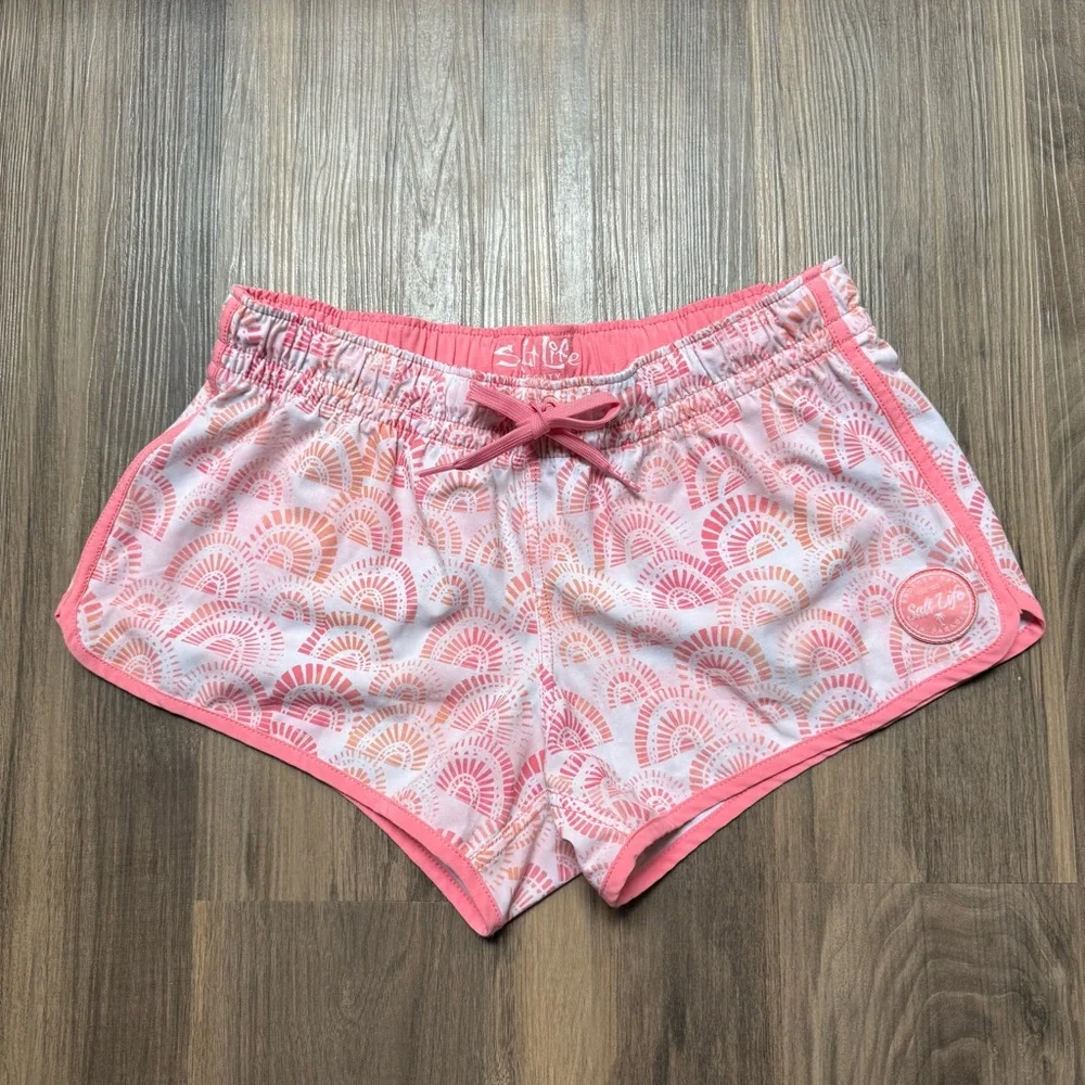 Salt Life Women's Pink Orange Scallop Pattern Swim Trunks Shorts Size‎ SML